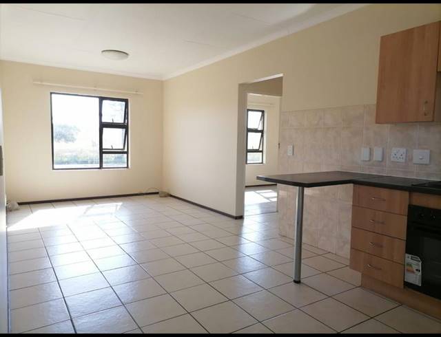 2 BEDROOM PROPERTY TO RENT IN PARKRAND
